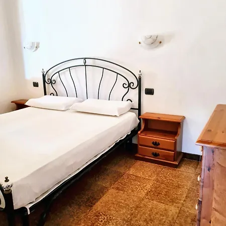 Comfortable House In With Garden And Parking Included * Lacona