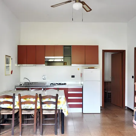 Comfortable House In With Garden And Parking Included Vakantiehuis *